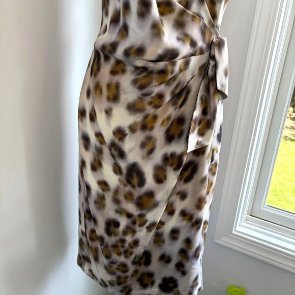 St. John Couture 100% Silk Animal Print Knee Length Dress Size 10 Luxury Glam - Picture 3 of 8